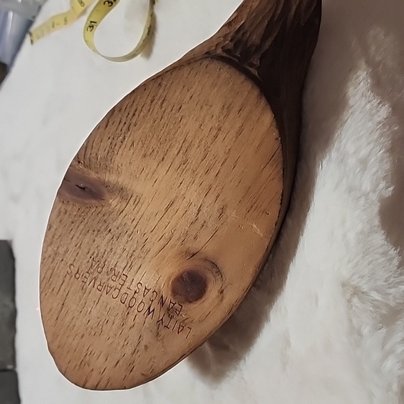LAITY WOOD CARVERS LANCASTER,  PA WOODEN  CARVED  DUCK. - Picture 6 of 7